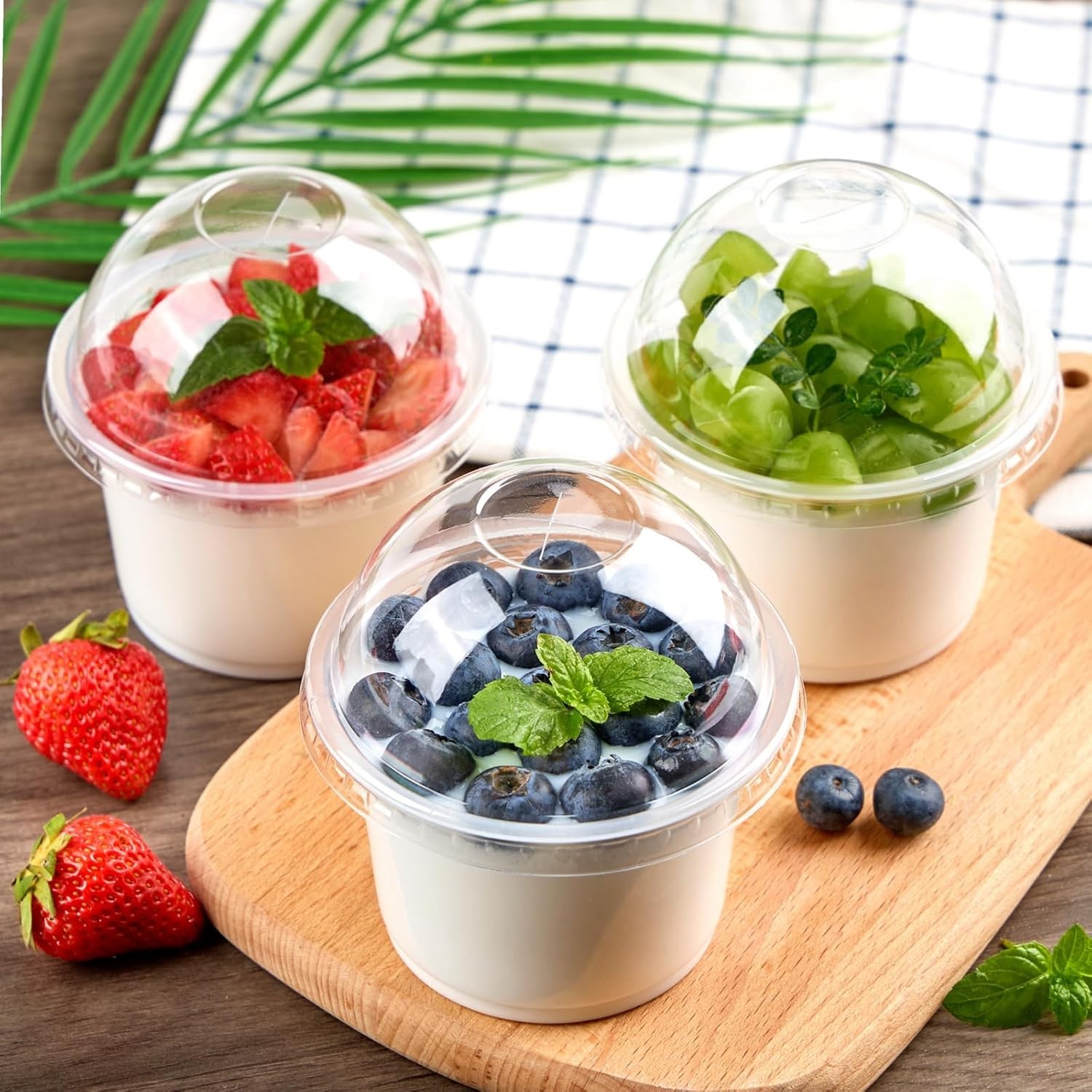 Disposable 8 oz Clear Dessert Cups with Dome Lids – Ideal for Every Celebration