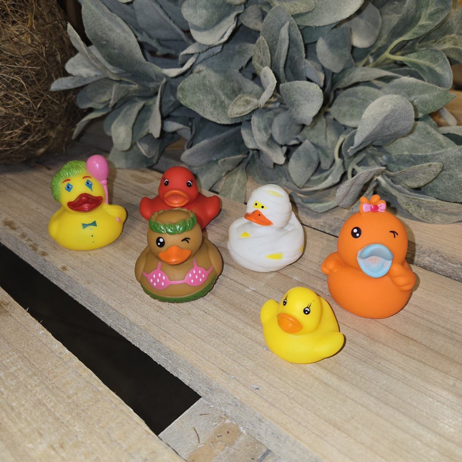 Rubber Duckies Lot Of 6 Jeep Play Cruise Hawaiian, Clown, Mummy, Red, Orange