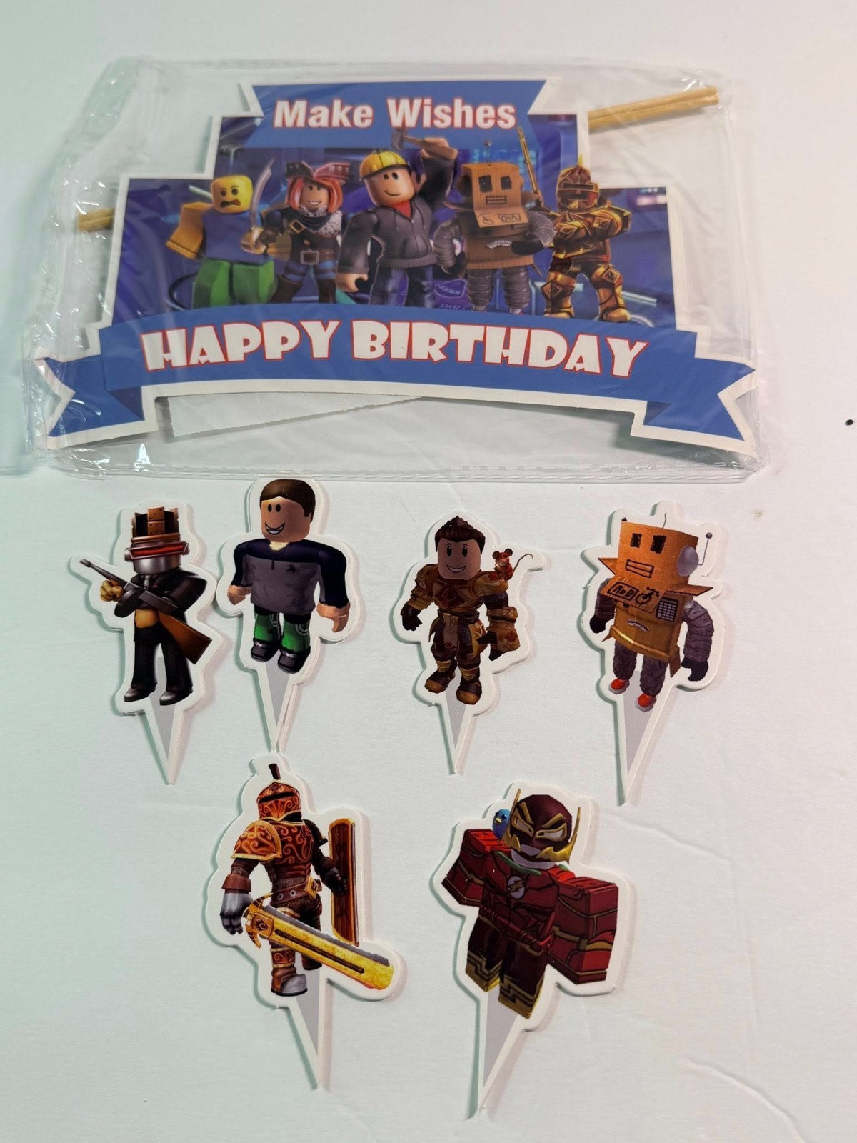 Roblox Birthday Party Set – 111pc Decorations Kit w/ Balloons, Banner & Toppers