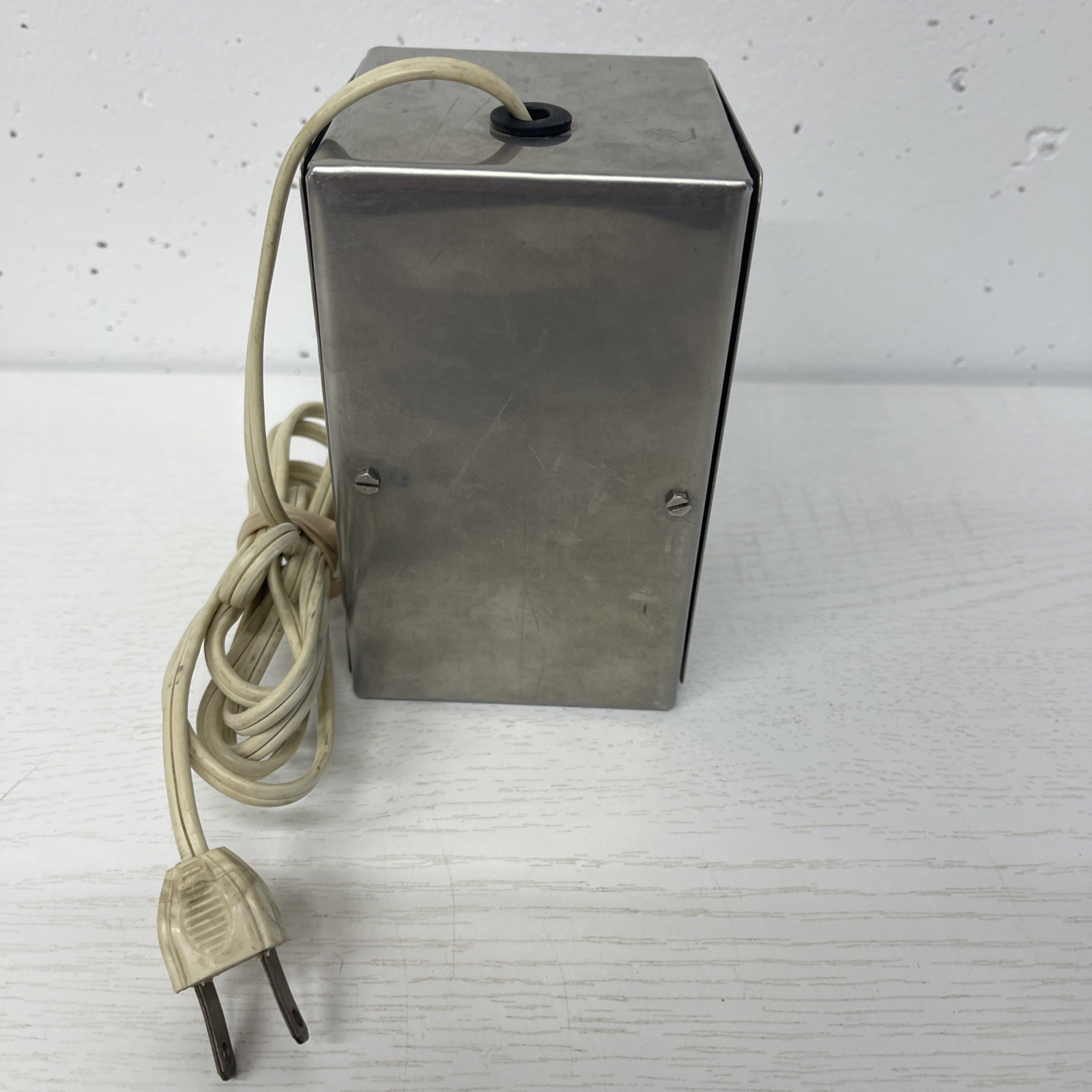 Prank Do Nothing Plug In Box – One Of A Kind Gift