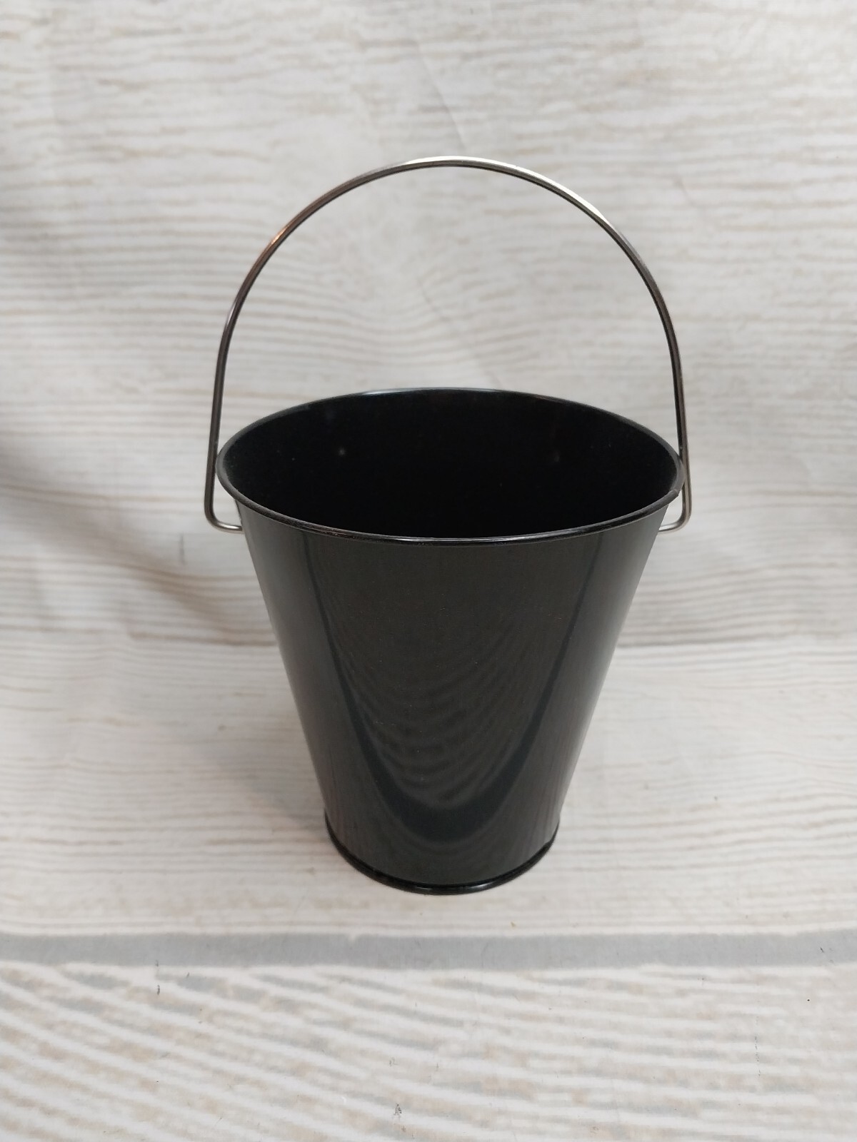 New! Black Metal Bucket Container Vase Candy Basket Gift Christmas Halloween