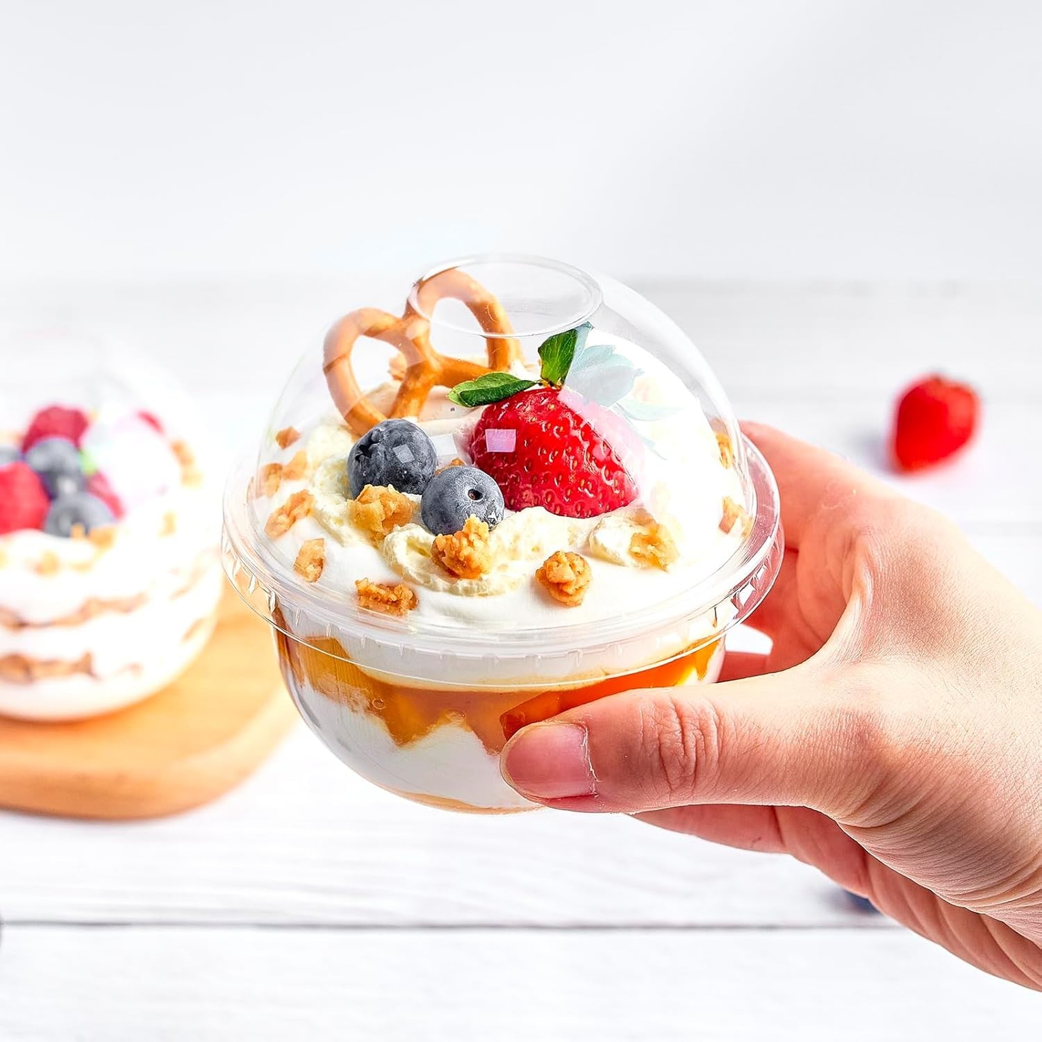 Elegant 9 Oz Dessert Cups with Dome Lids & Sporks – Perfect for Any Occasion