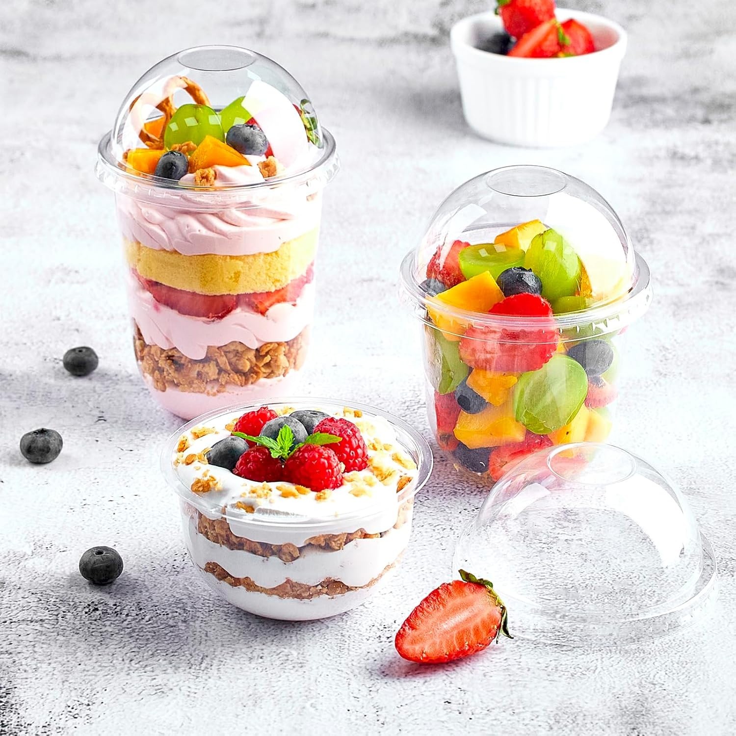 Elegant 9 Oz Dessert Cups with Dome Lids & Sporks – Perfect for Any Occasion