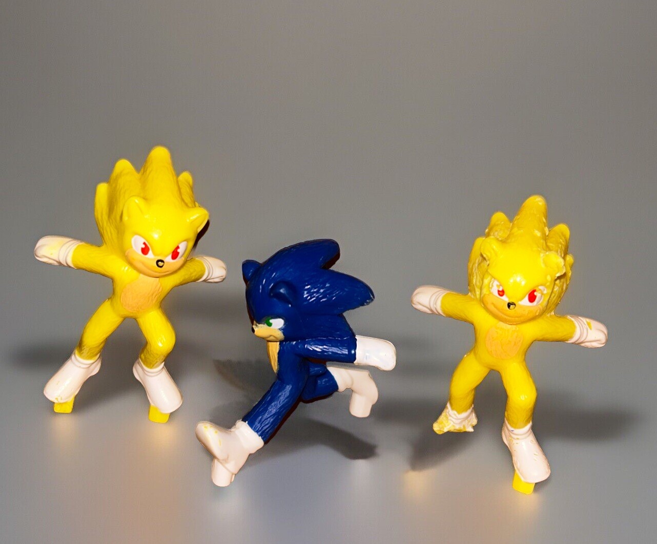 Lot 3 Sega Sonic the Hedgehog Cake Topper 3″ Running Sonic Ray Flying Squirrel