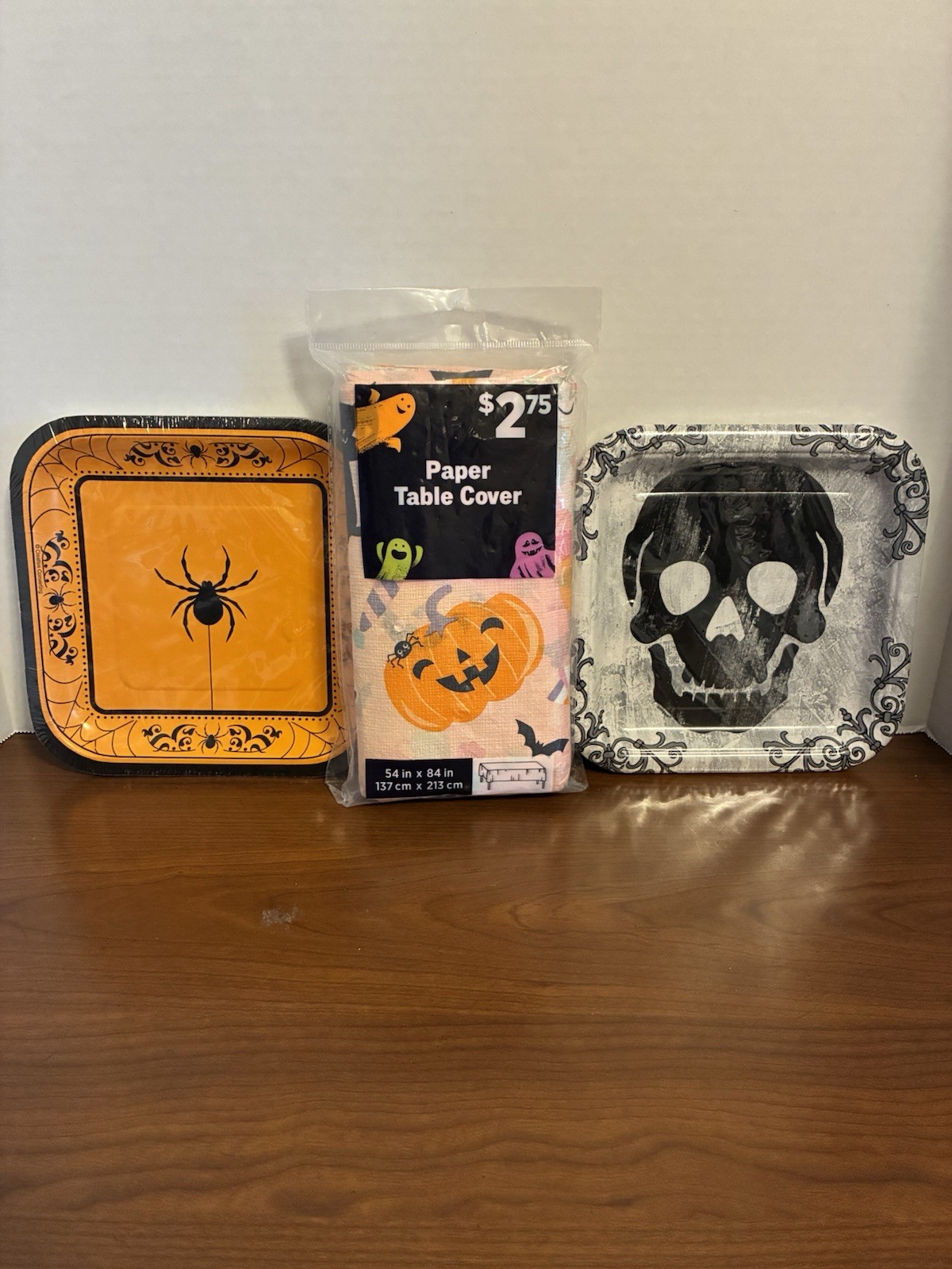 Halloween Party Supplies (2)10ct. Square Spider/Skull Paper Plates & Table Cover