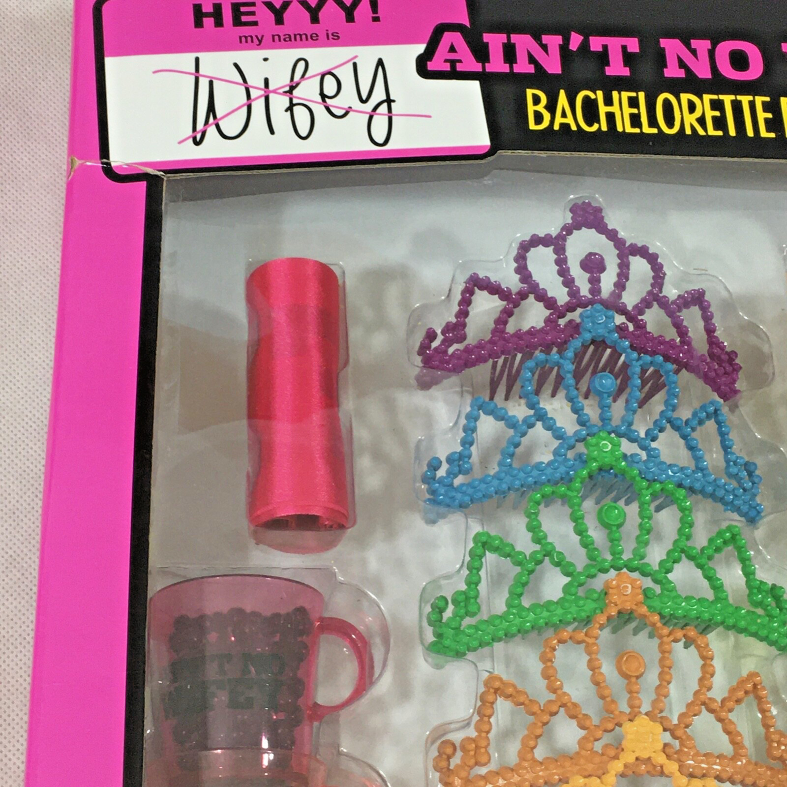 Bachelorette Party Kit Box Set Lot of 5 Ain’t No Wifey Sash Tiara Beads