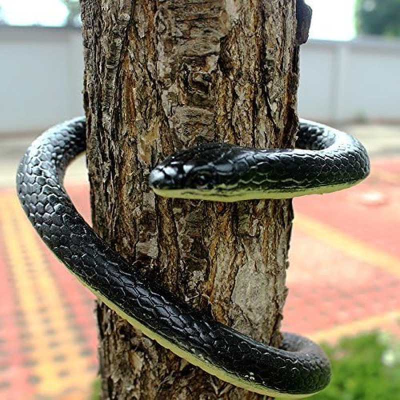 52 Fake Large Rubber Snake Realistic Lifelike Scare Prank Gag Gift Joke Kid Toy